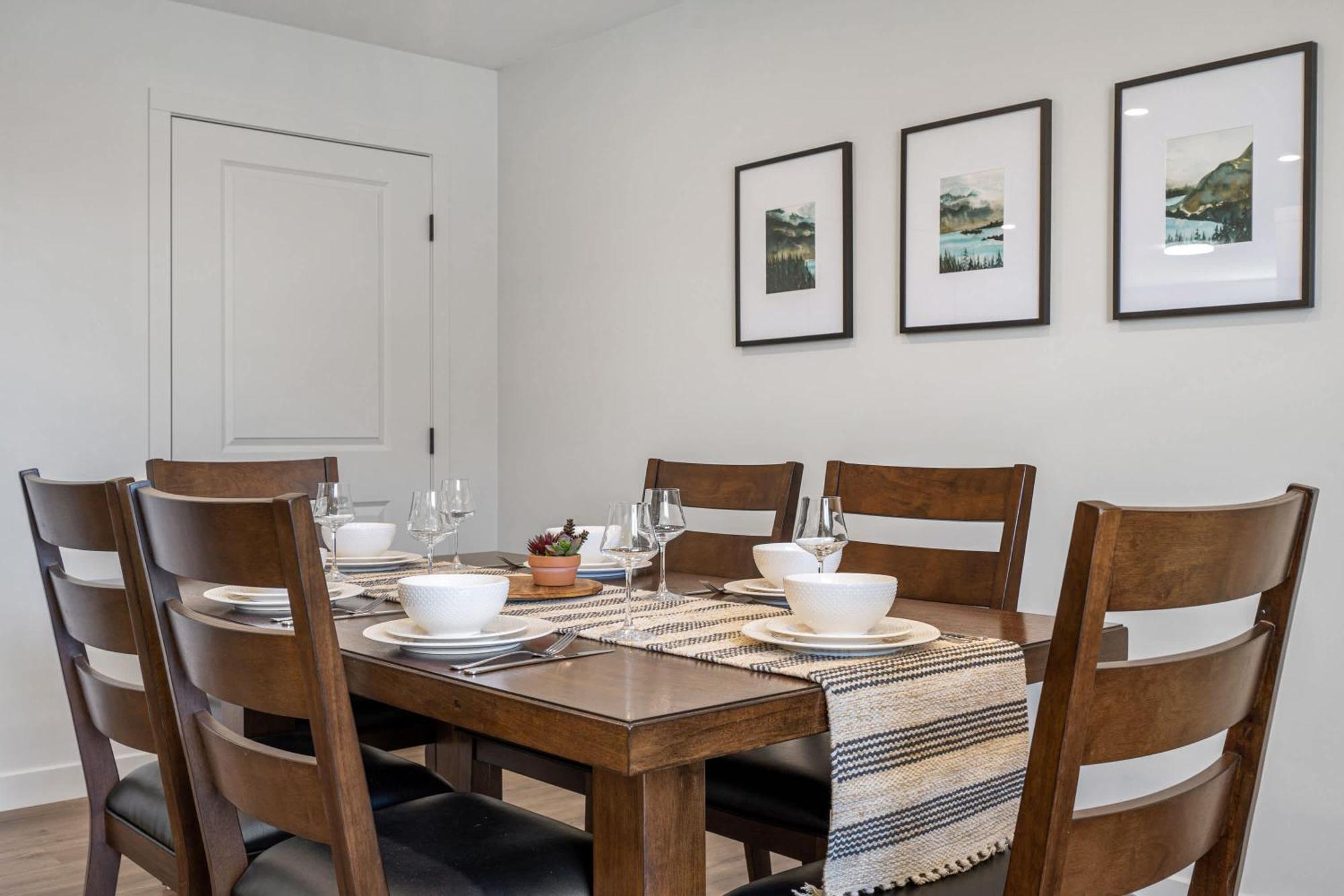 Villa Livingston Way I Sleep 6 I Netflix I Kitchen I Tv Pincher Creek Exterior foto