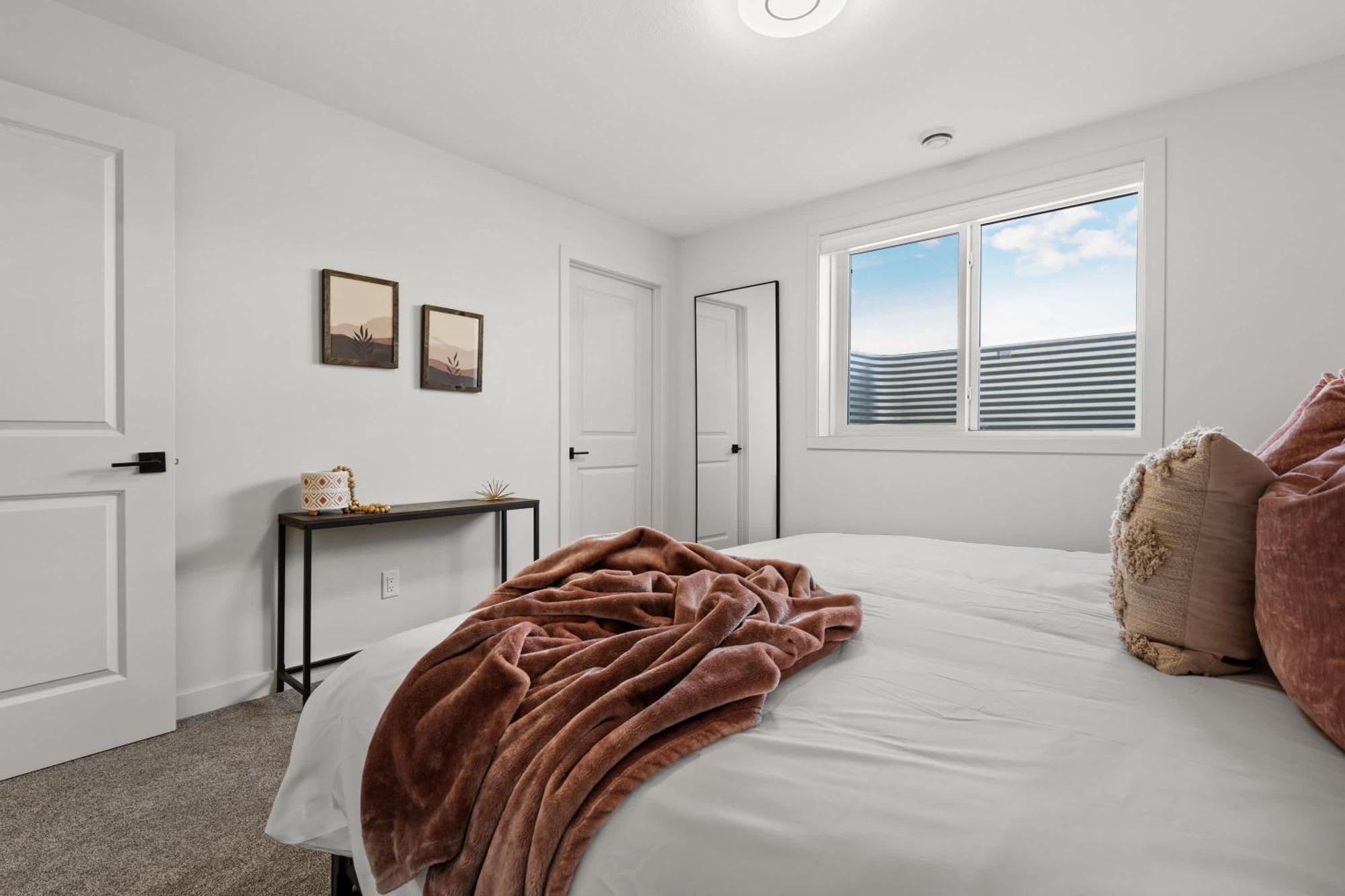 Villa Livingston Way I Sleep 6 I Netflix I Kitchen I Tv Pincher Creek Exterior foto